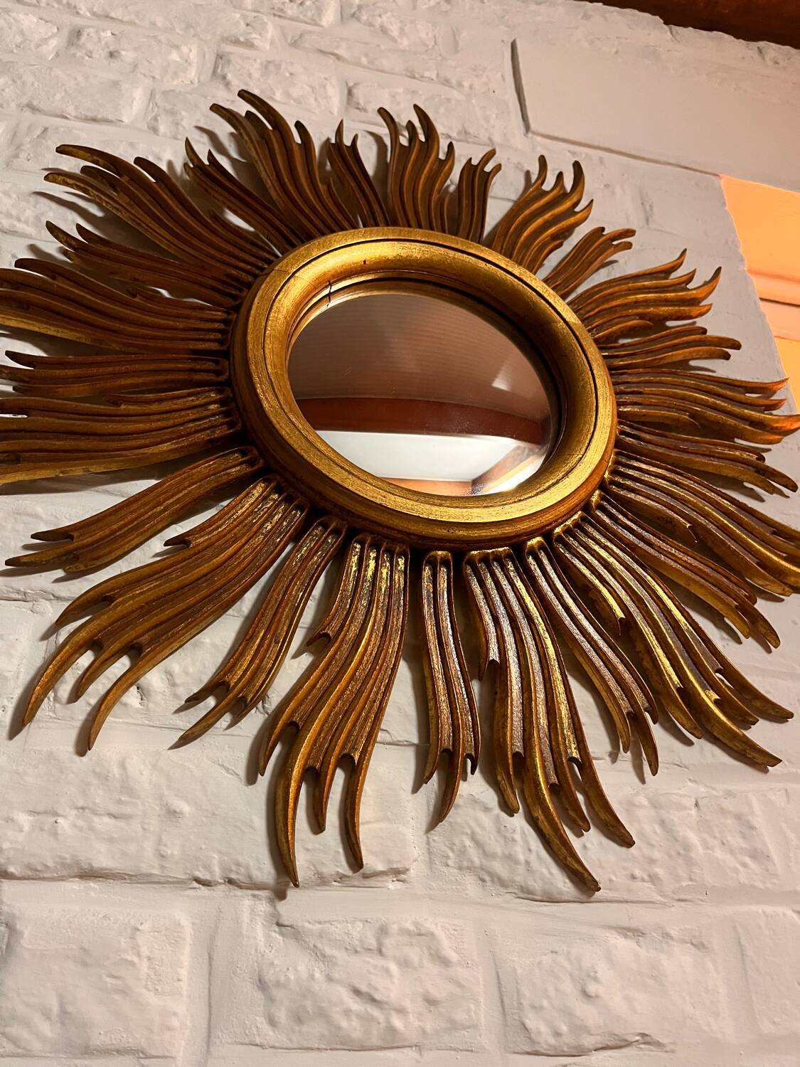 Sun mirror witch's eye