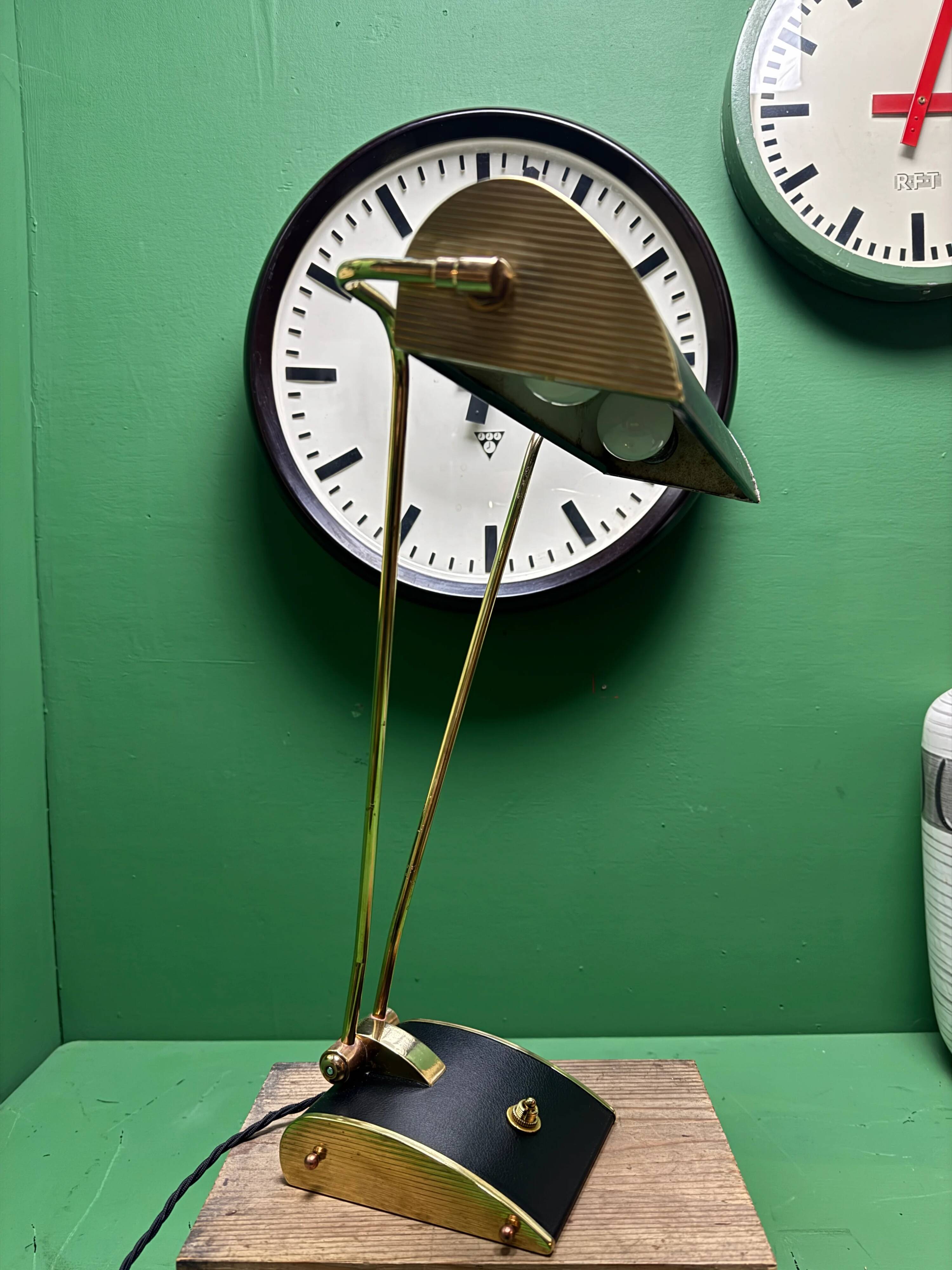 Original 1940s desk lamp by Eileen Gray for Jumo