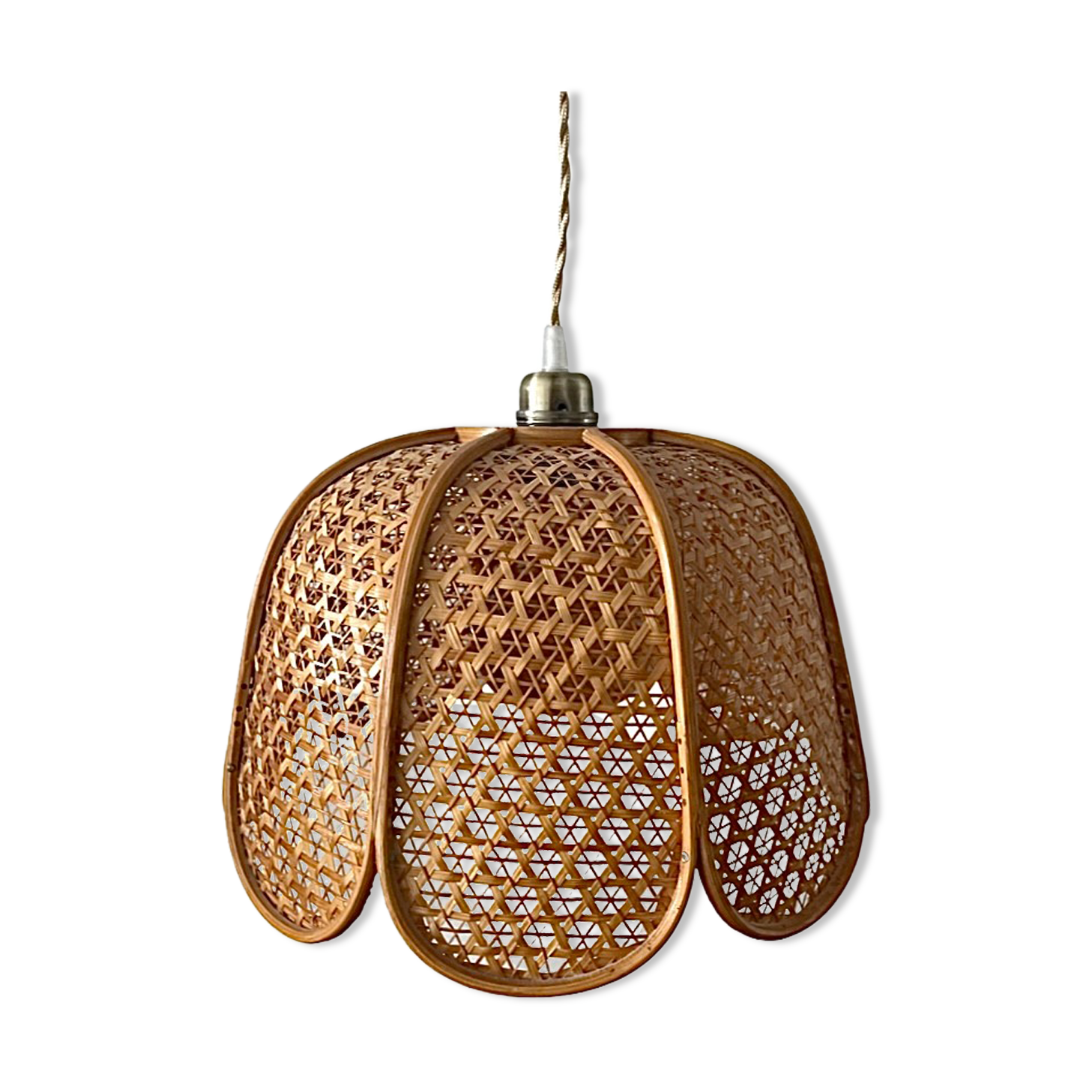 Electrified rattan suspension to nine