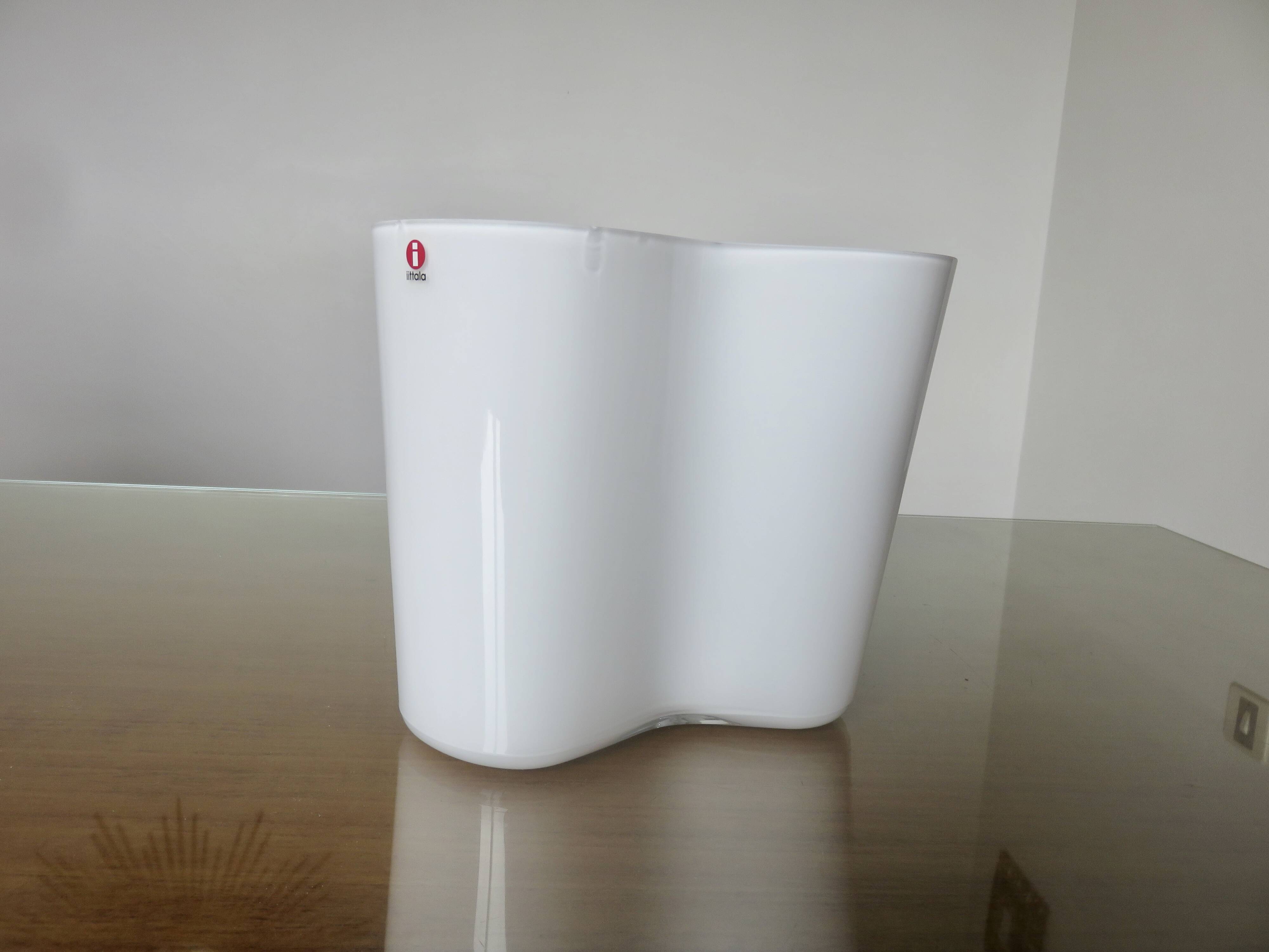 Savoy vase by Alvar Aalto for IITALA, large model