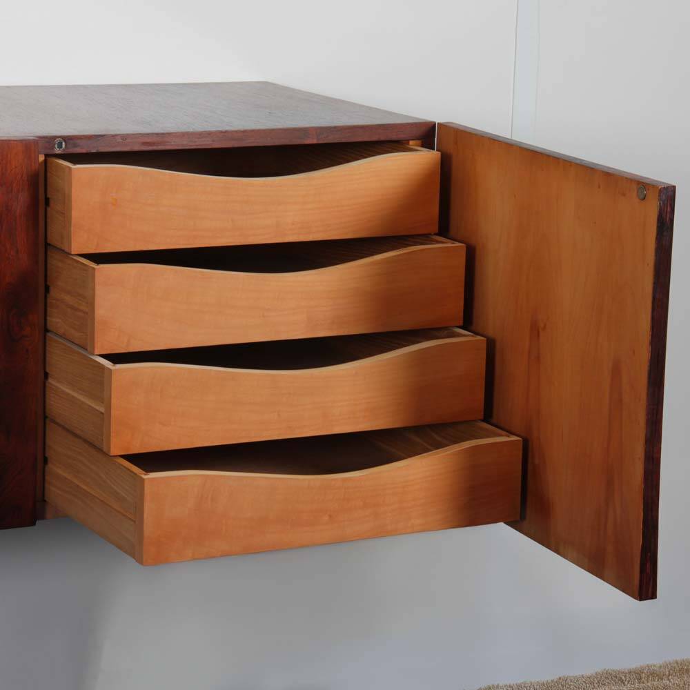 Large wall-mounted sideboard in Rio rosewood from the 1960s