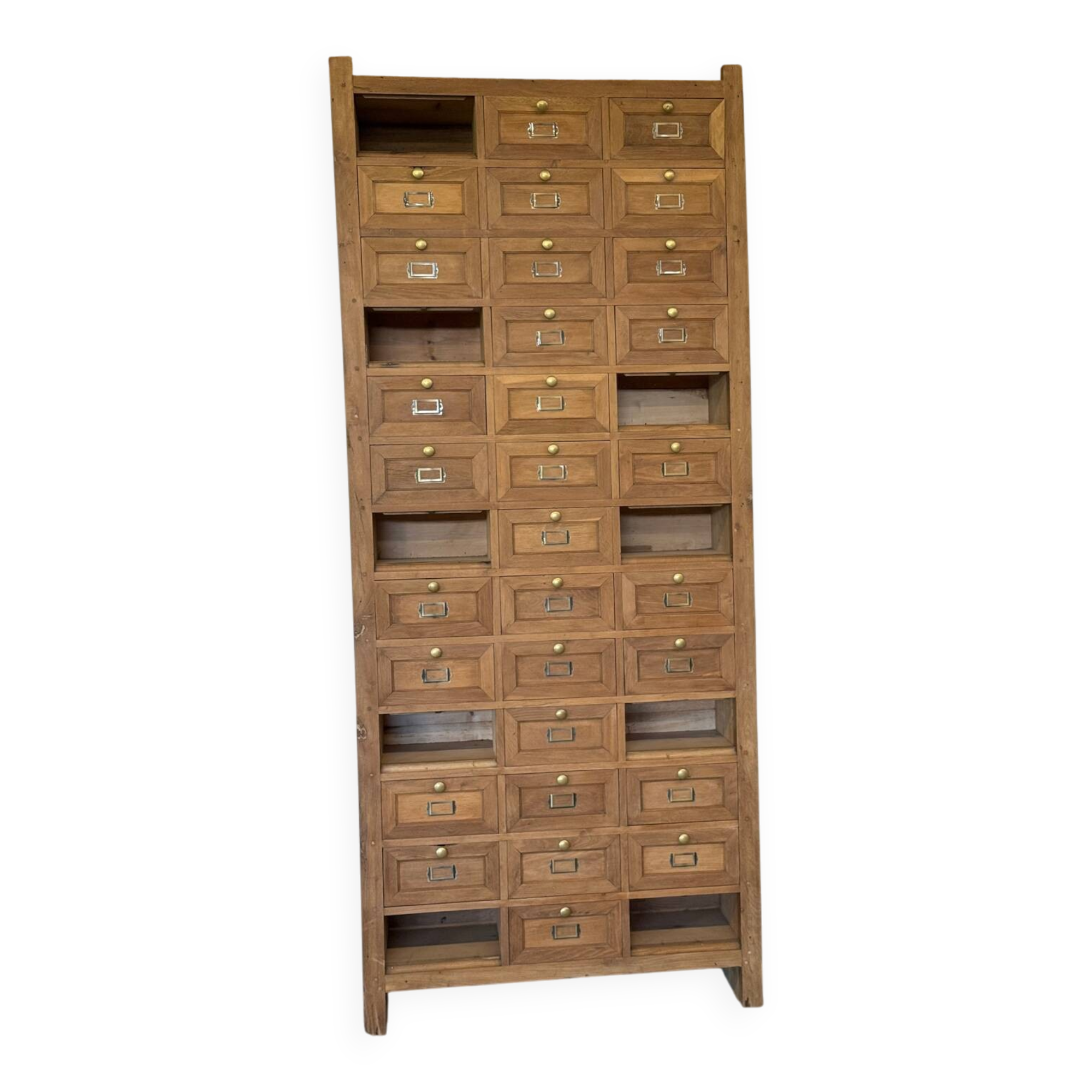Notary cabinet with drawers