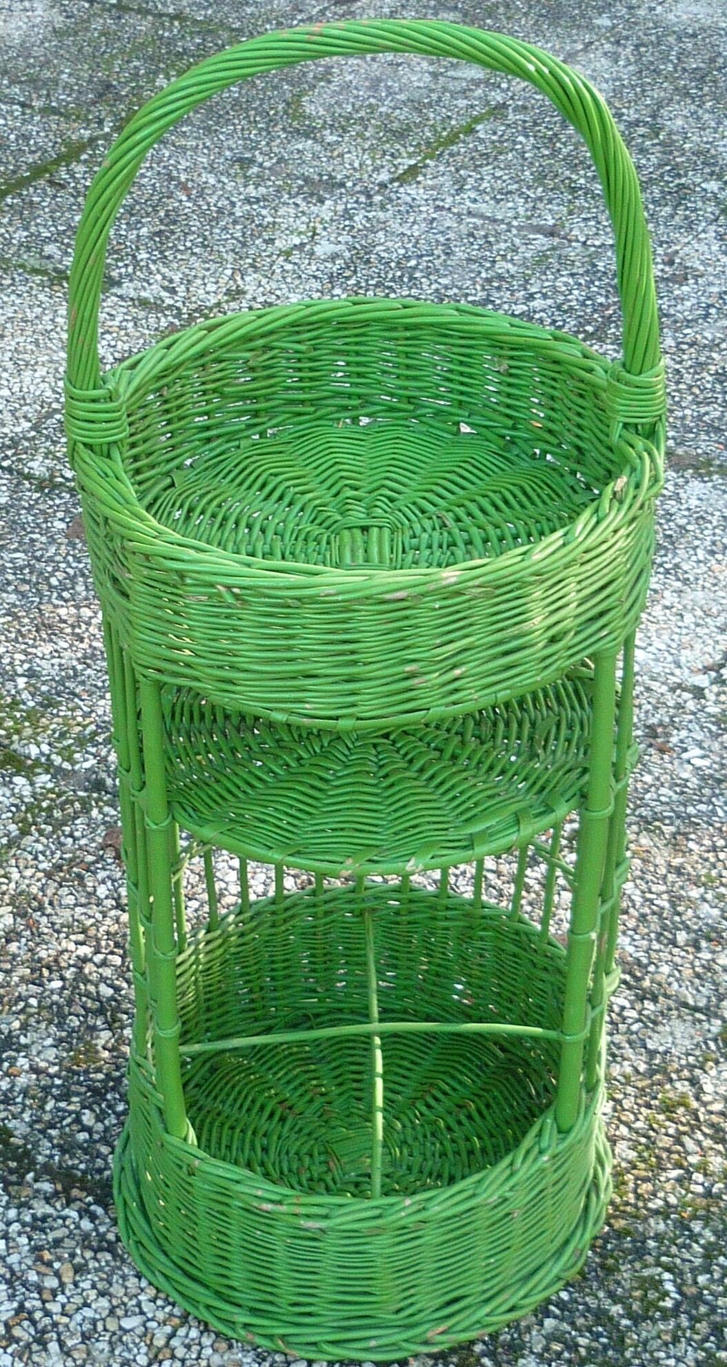 Green portable bar from the 70s-80s