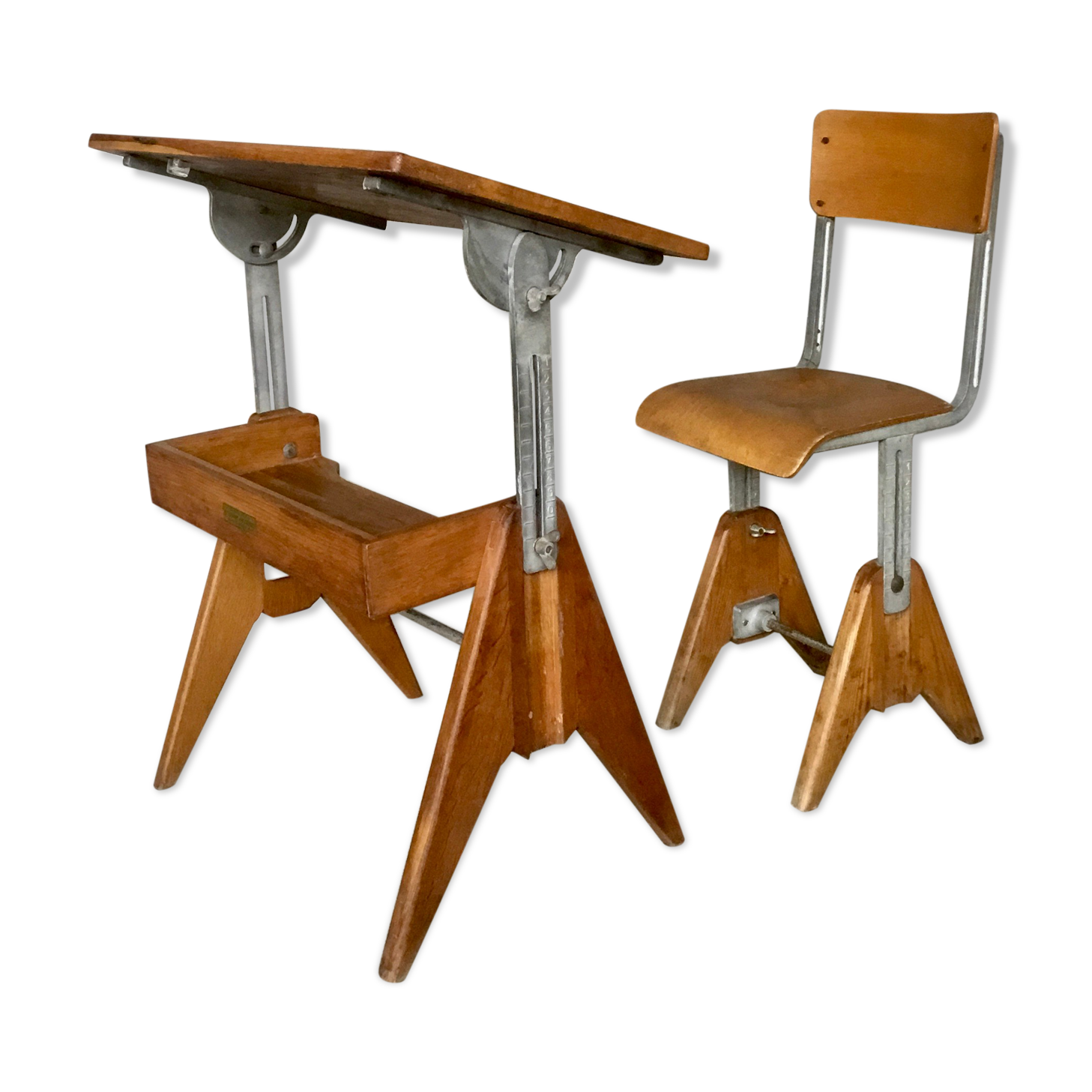 Adjustable Modernists desk and children's chair - Ets. Levant & Godefroy - design 1950
