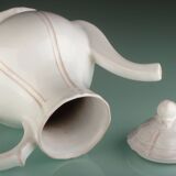 White teapot Henriot Quimper