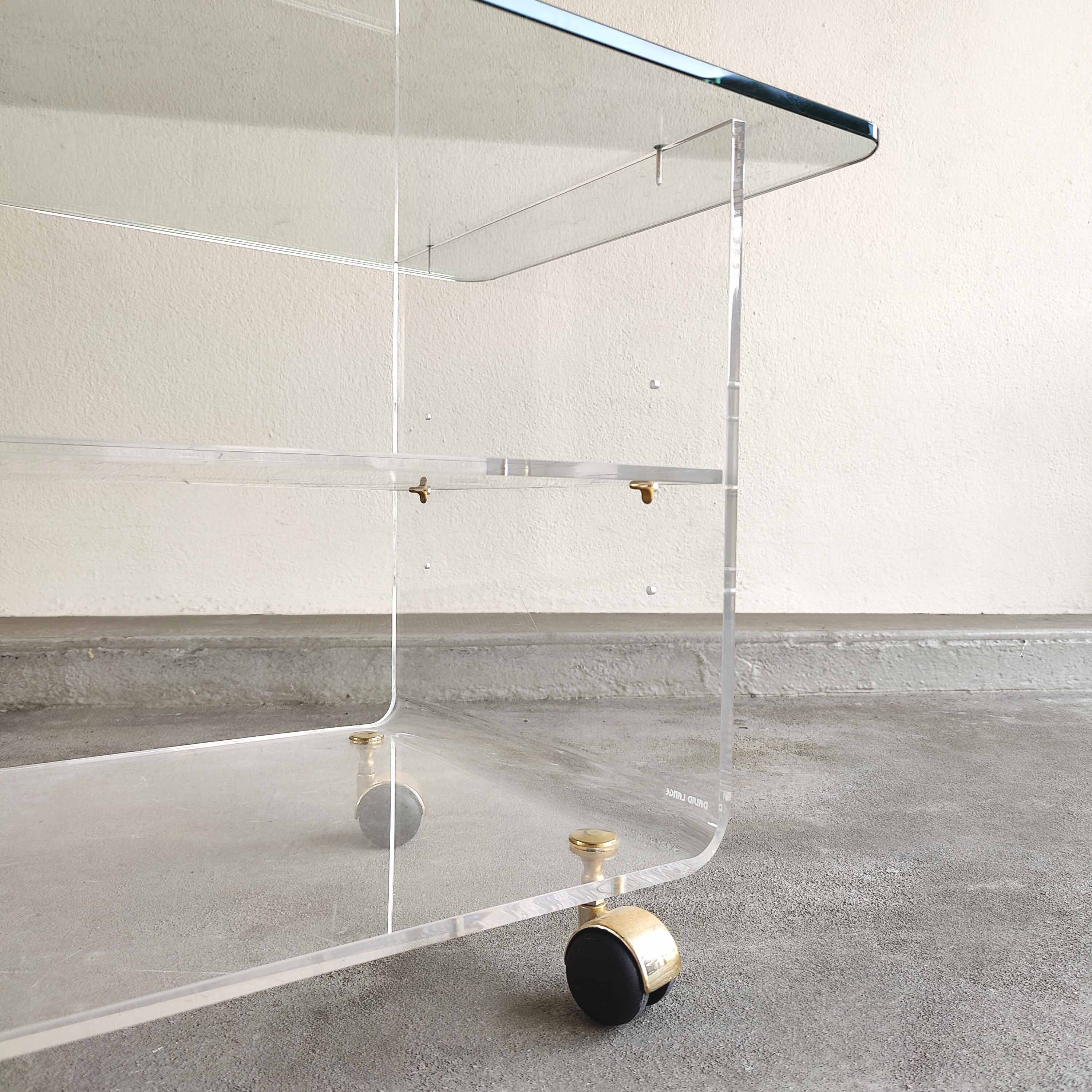Transparent platinum service David Lange