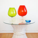 Table low round and white vintage rattan bamboo