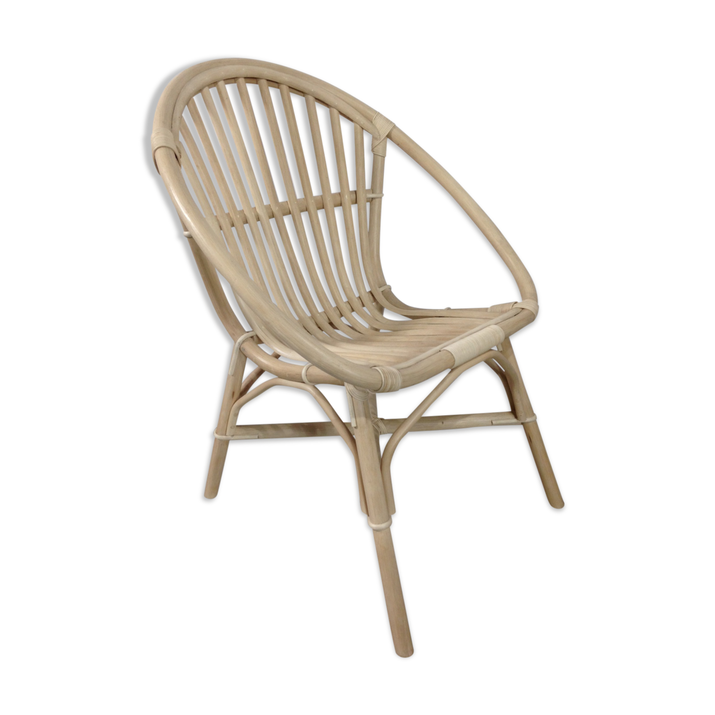 Rattan shell armchair
