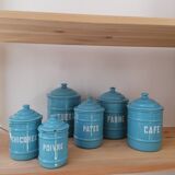 Series of enamel pots for spices or condiments