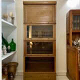 Dark wood display case 4 compartments and 1 drawer
