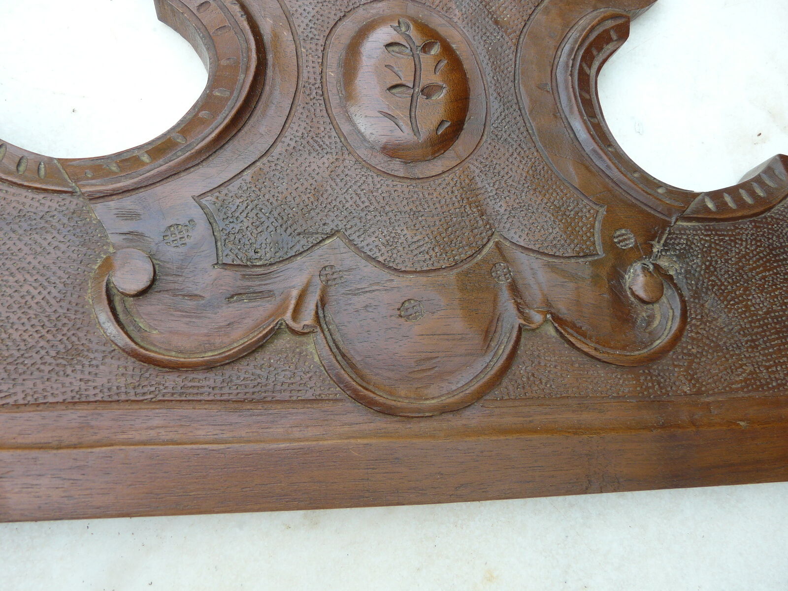 Wooden pediment 95cm long