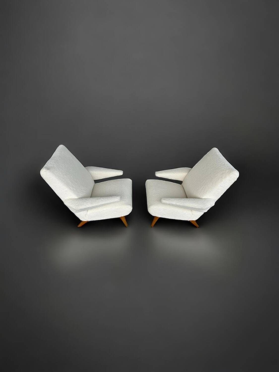 Pair of vintage armchairs from the 1950s-60s refurbished