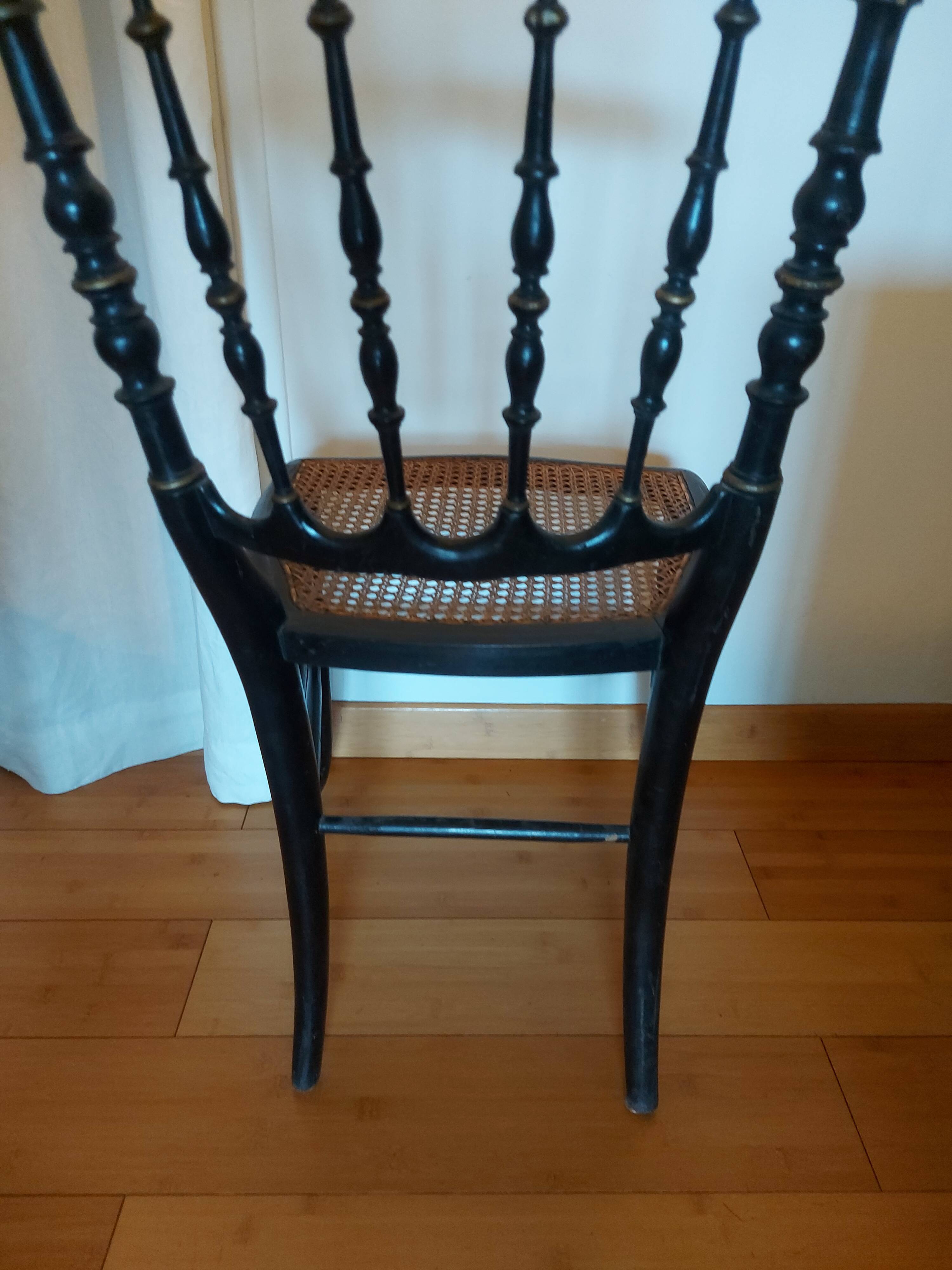 Chaise Napoleon III authentique assise cannage
