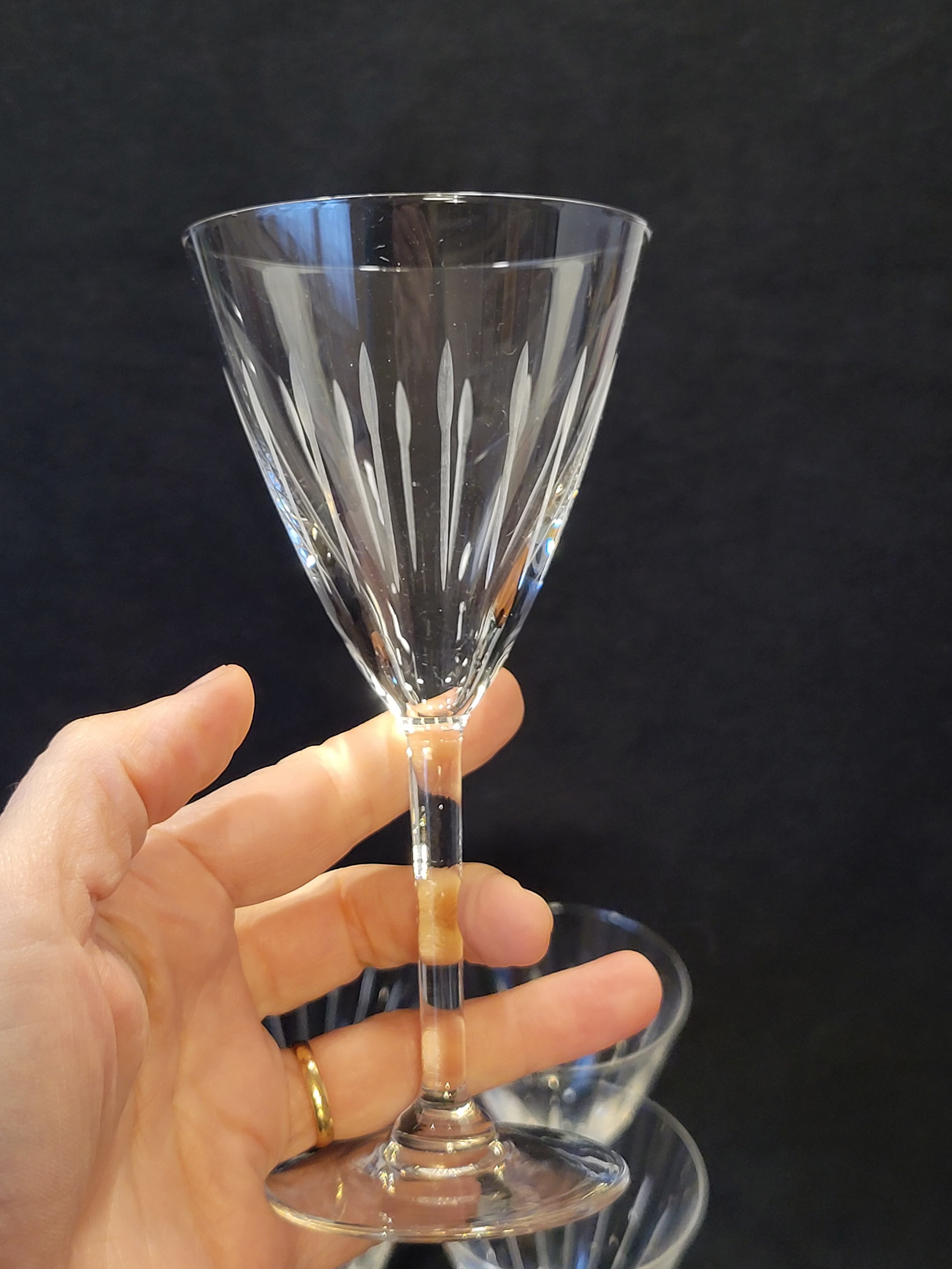 6 wine / port glasses in Baccarat cut crystal? 1930s