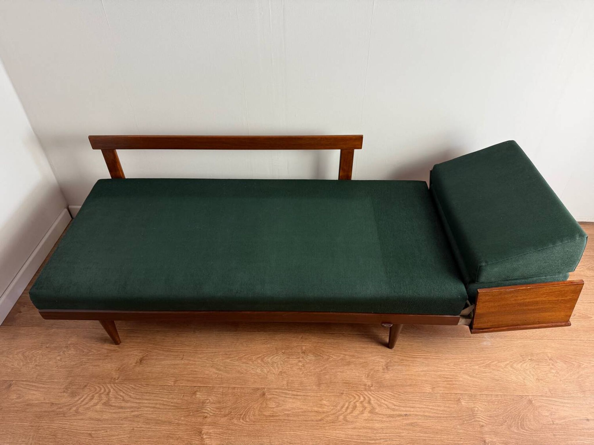 "Svanette" sofa or DayBed, Norway 1960, svane combina - vintage-