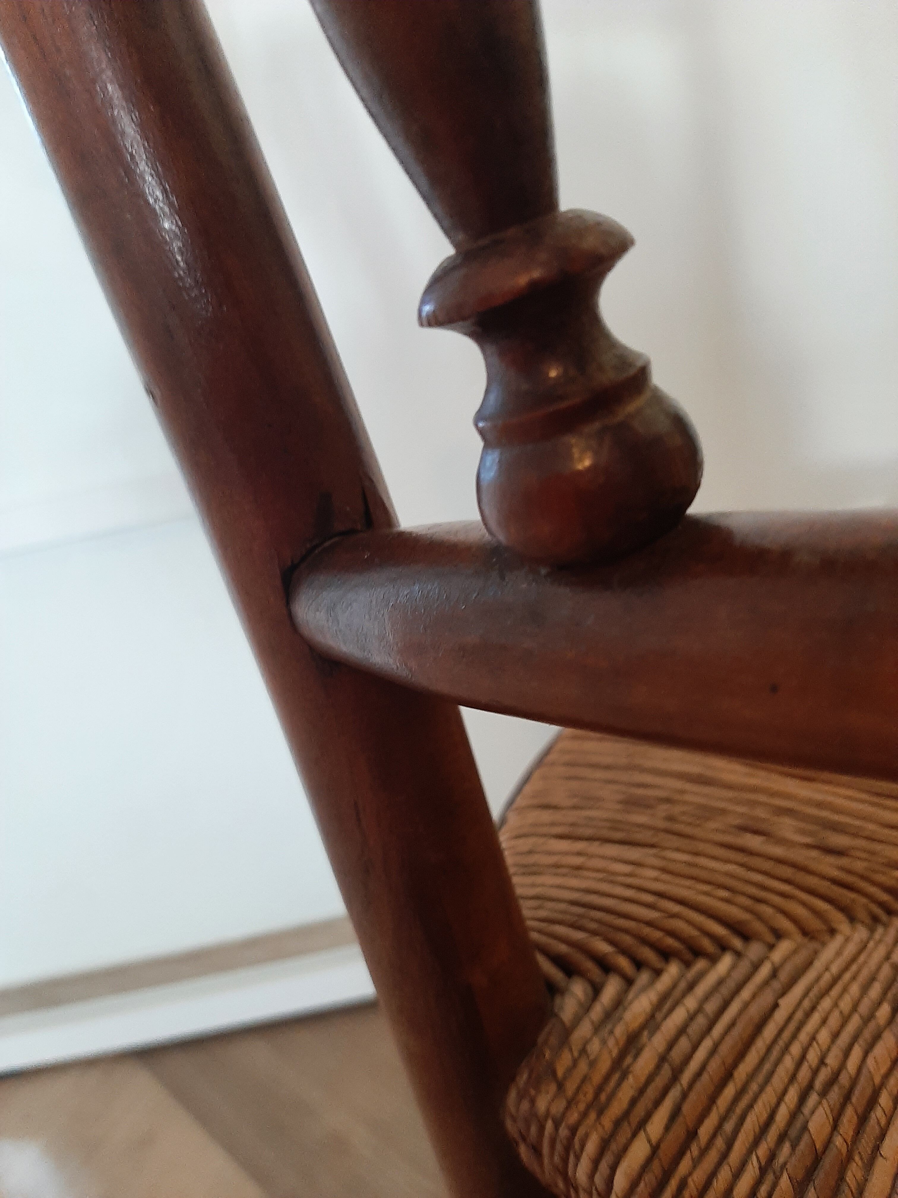 Set of 5 faux bamboo style chairs