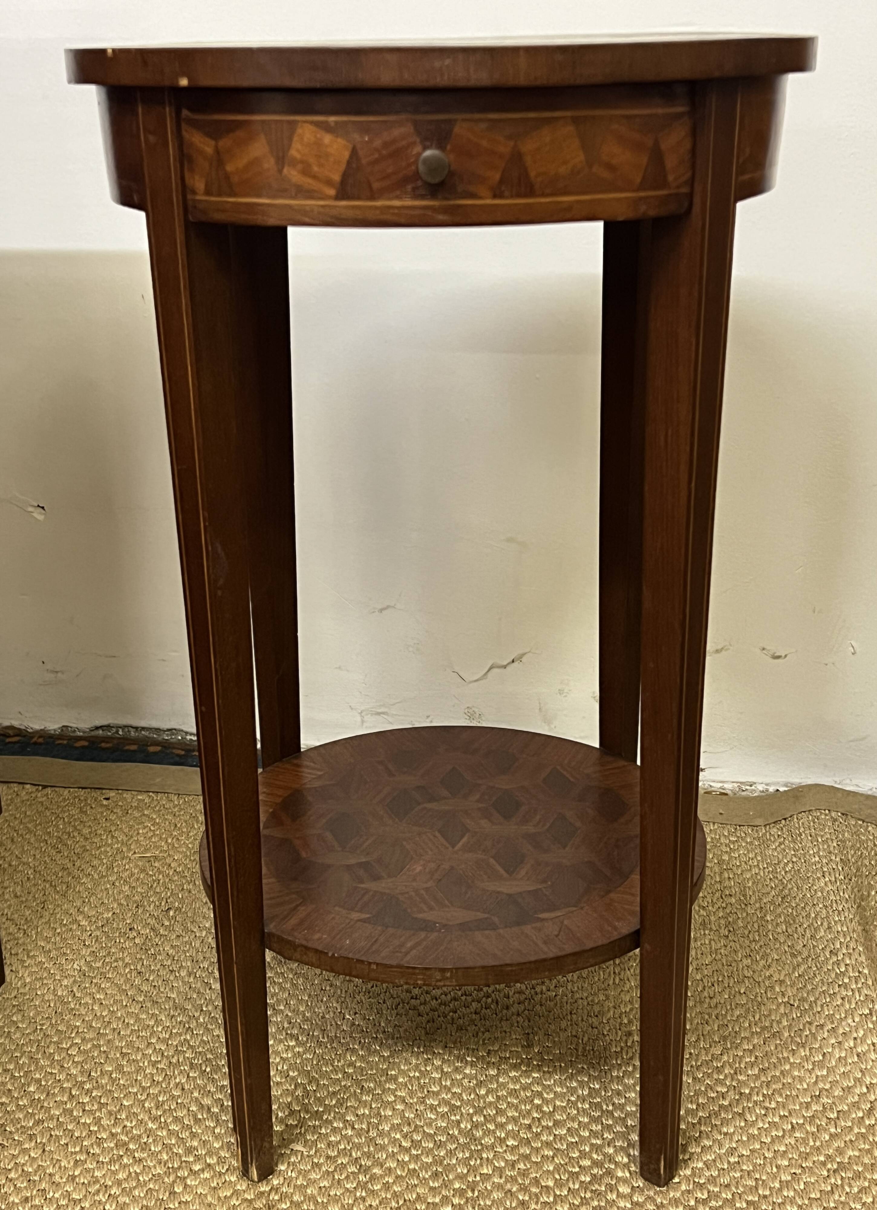 Pedestal table / Round seat in wood marquetry