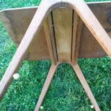 Table basse vintage pied compas