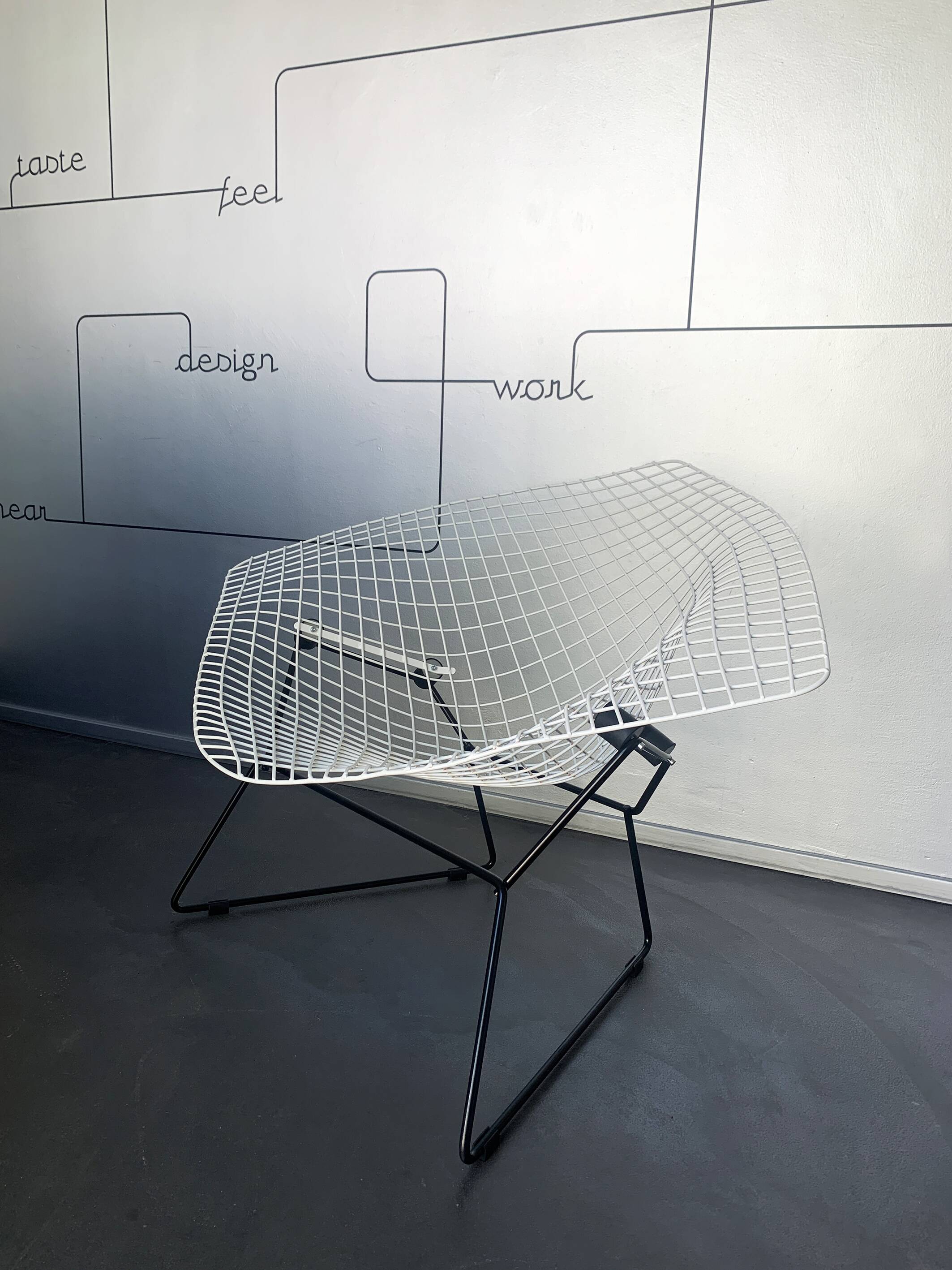 Big Diamond armchair, Harry Bertoia for Knoll International, 1950s-60s, restored