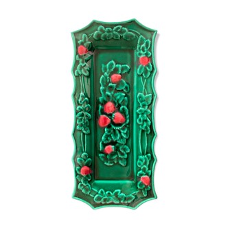 Vallauris barbotine cake dish