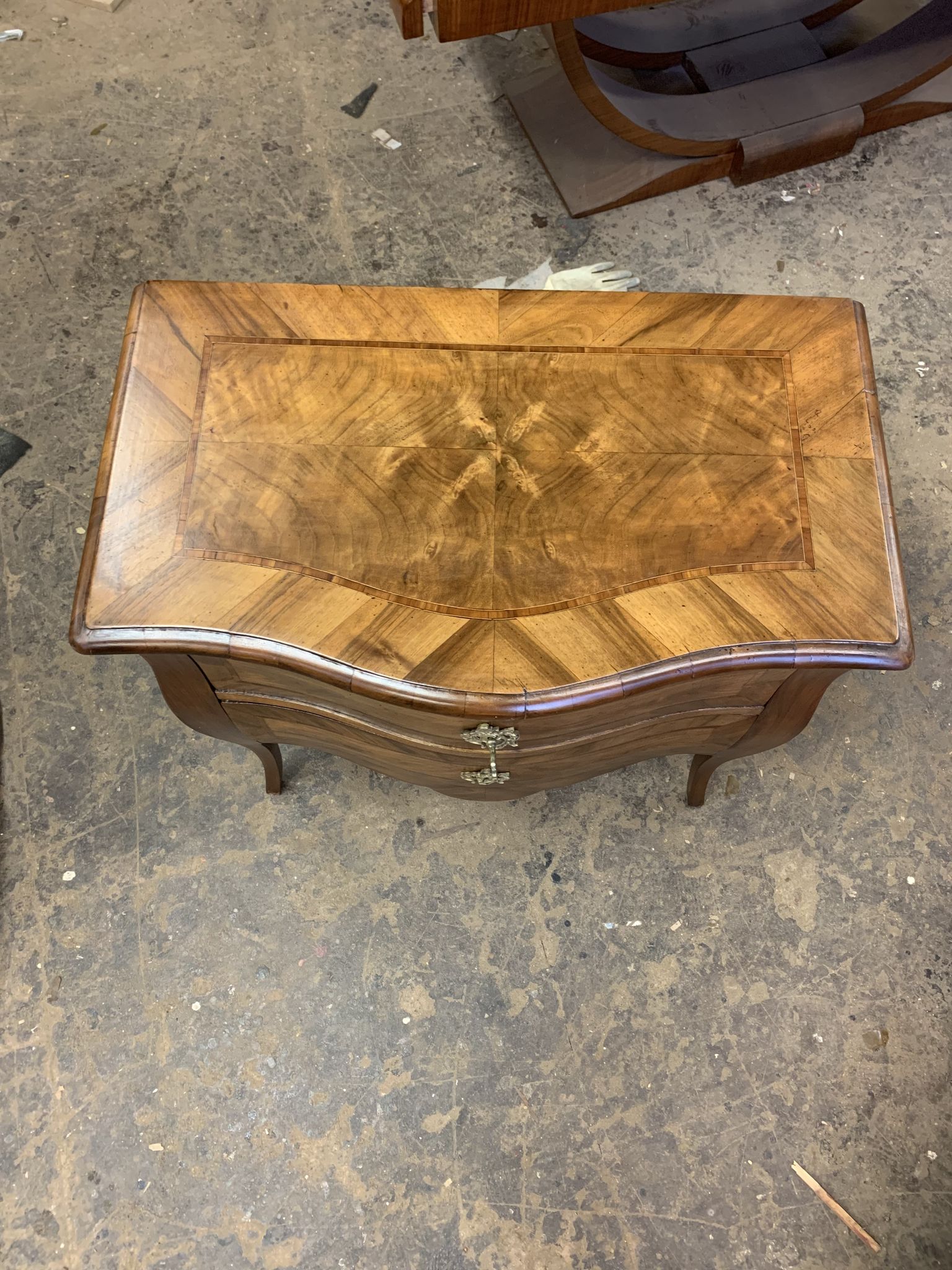 Louis XV chest of drawers