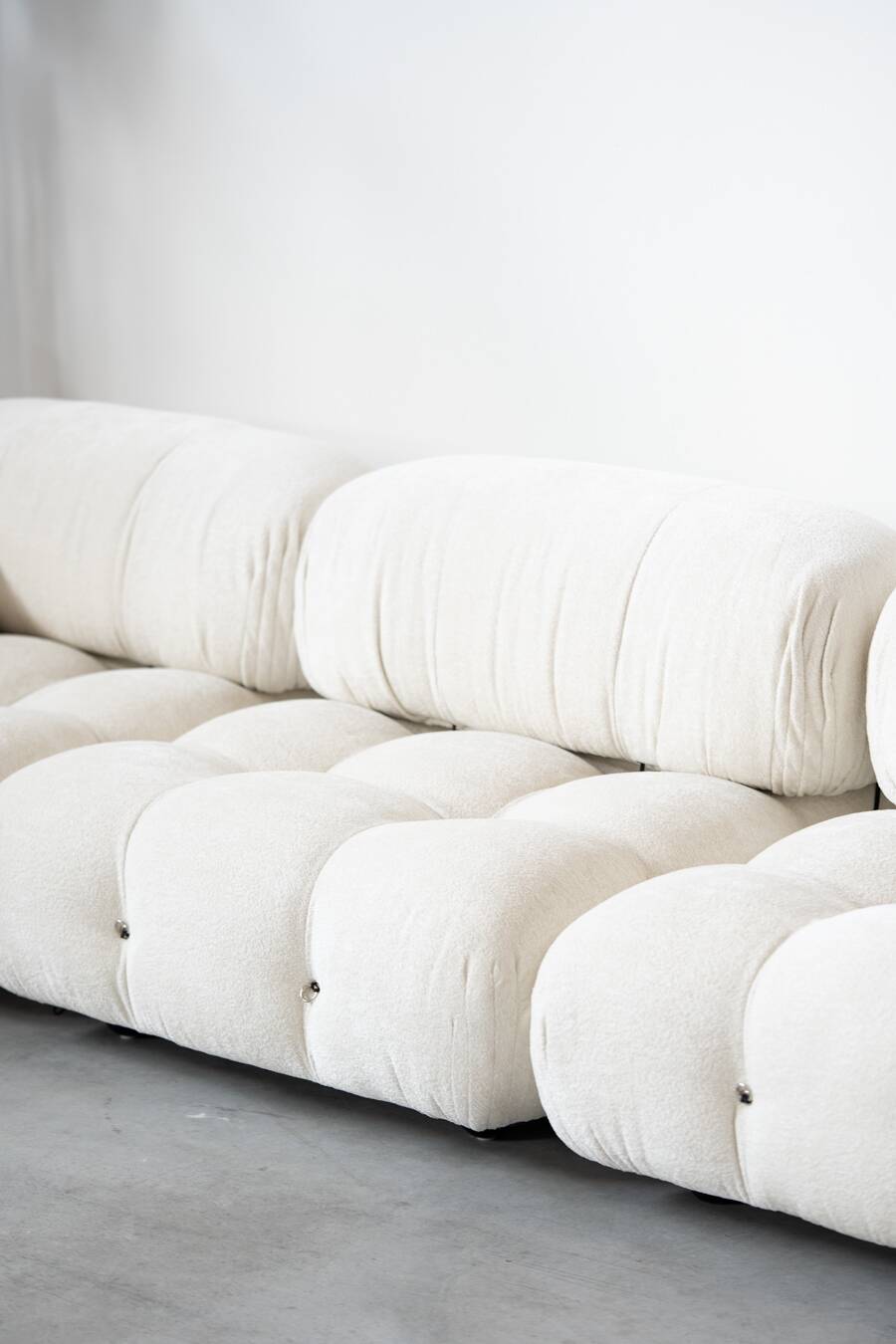 Camaleonda, B&B 2-seater sofa and 3-seater sofa in bouclè fabric, 1970