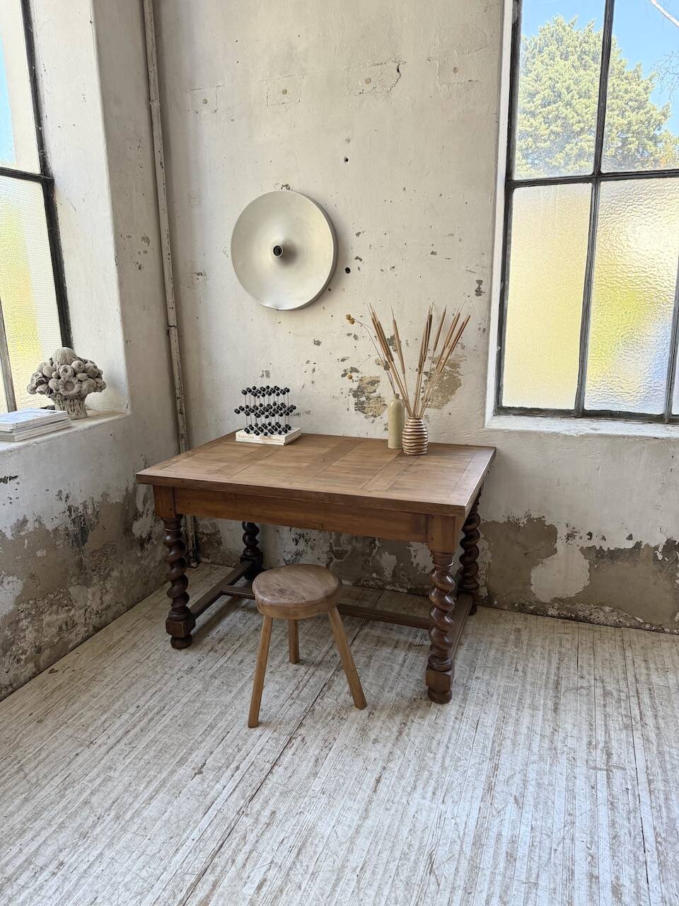 Paneled walnut desk with turned legs, 1900