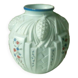 Vase en opaline bleue decor pomme de pins epoque art deco