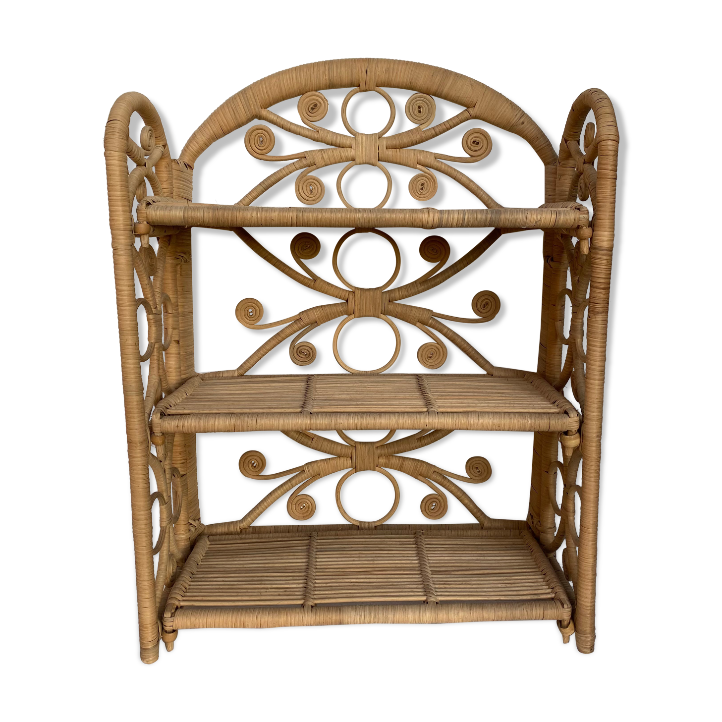 Vintage rattan floor peacock