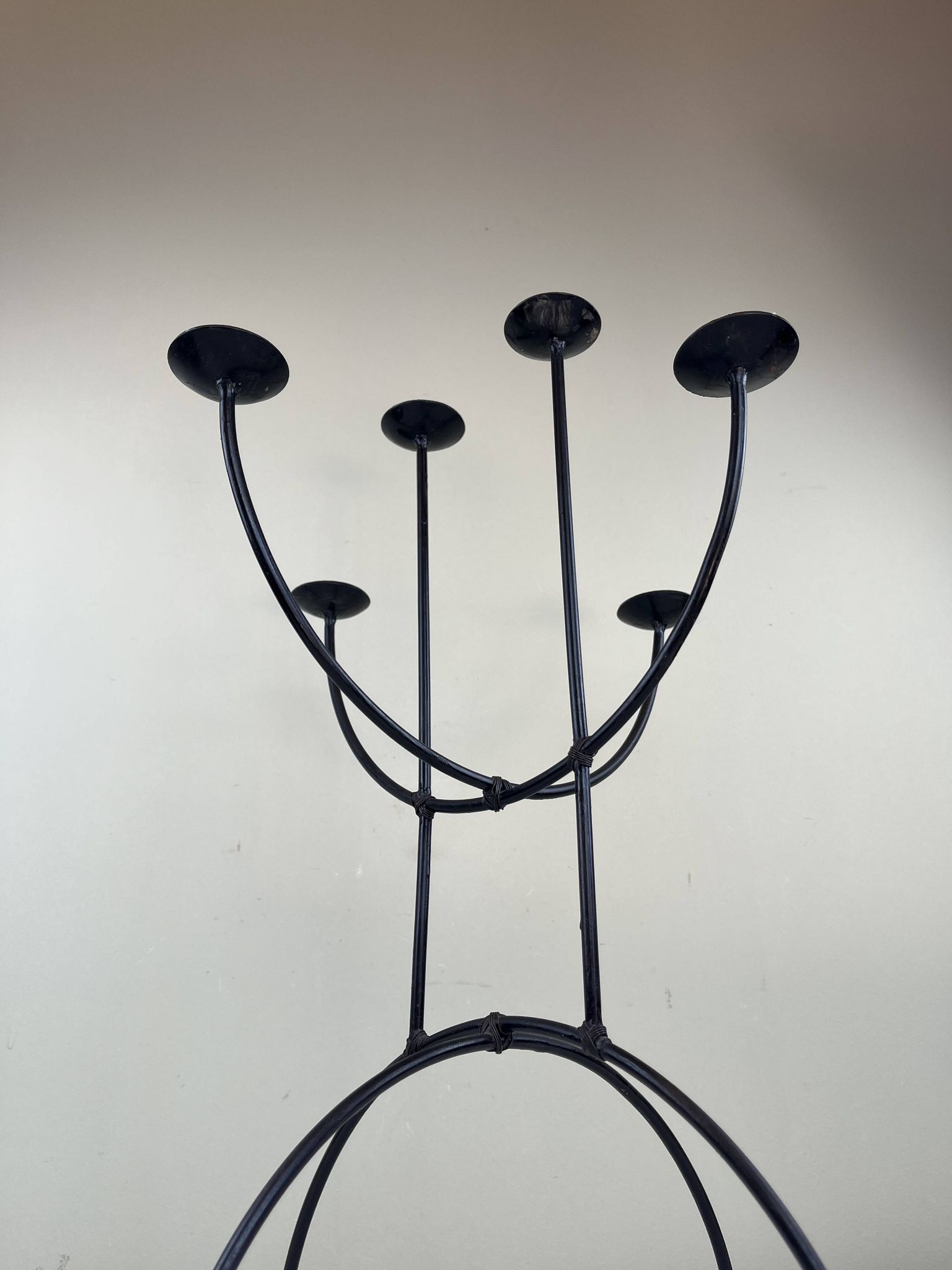 Sculptural chandelier in wrought iron
