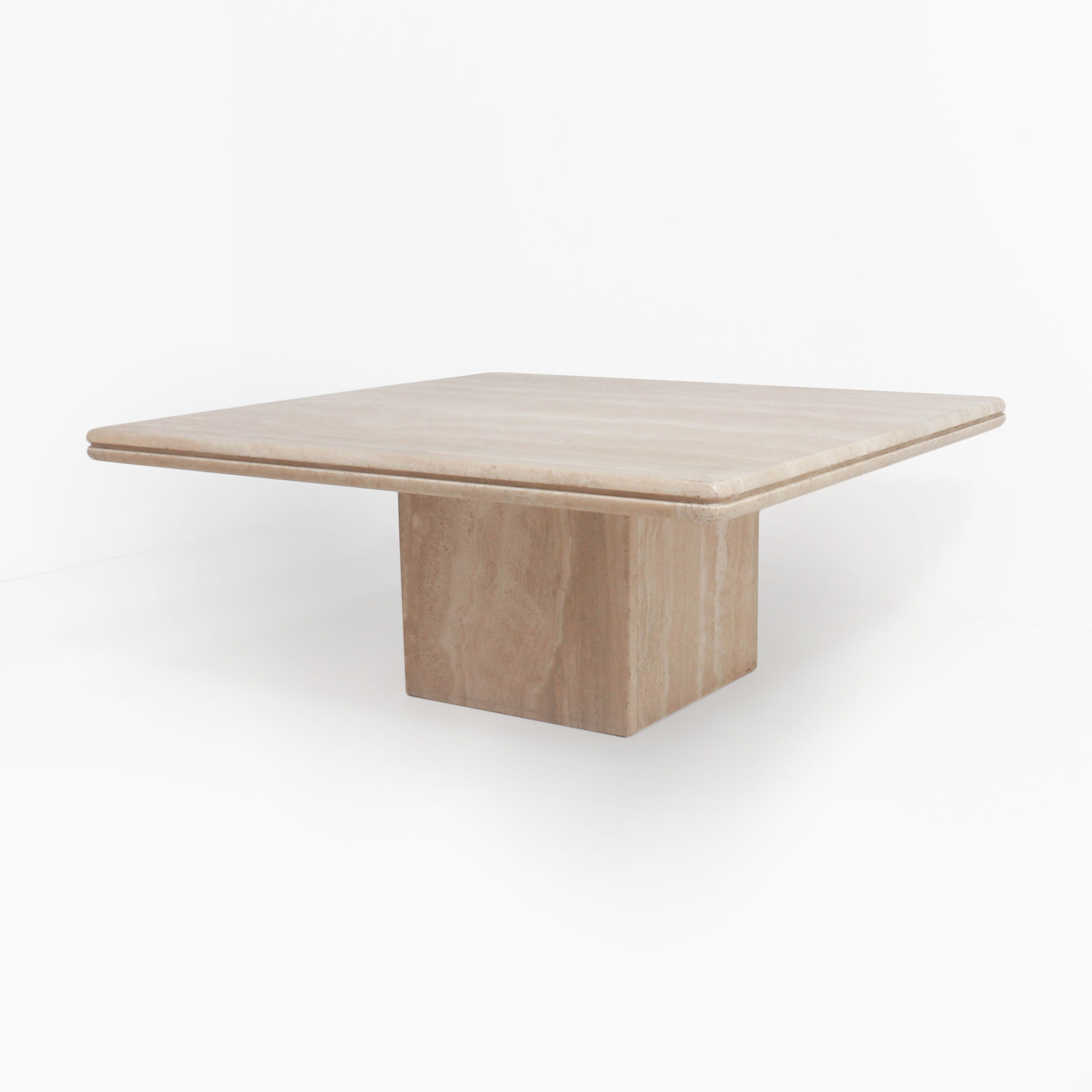 Table basse en travertin vintage fabriquée en italie dans les années 80.