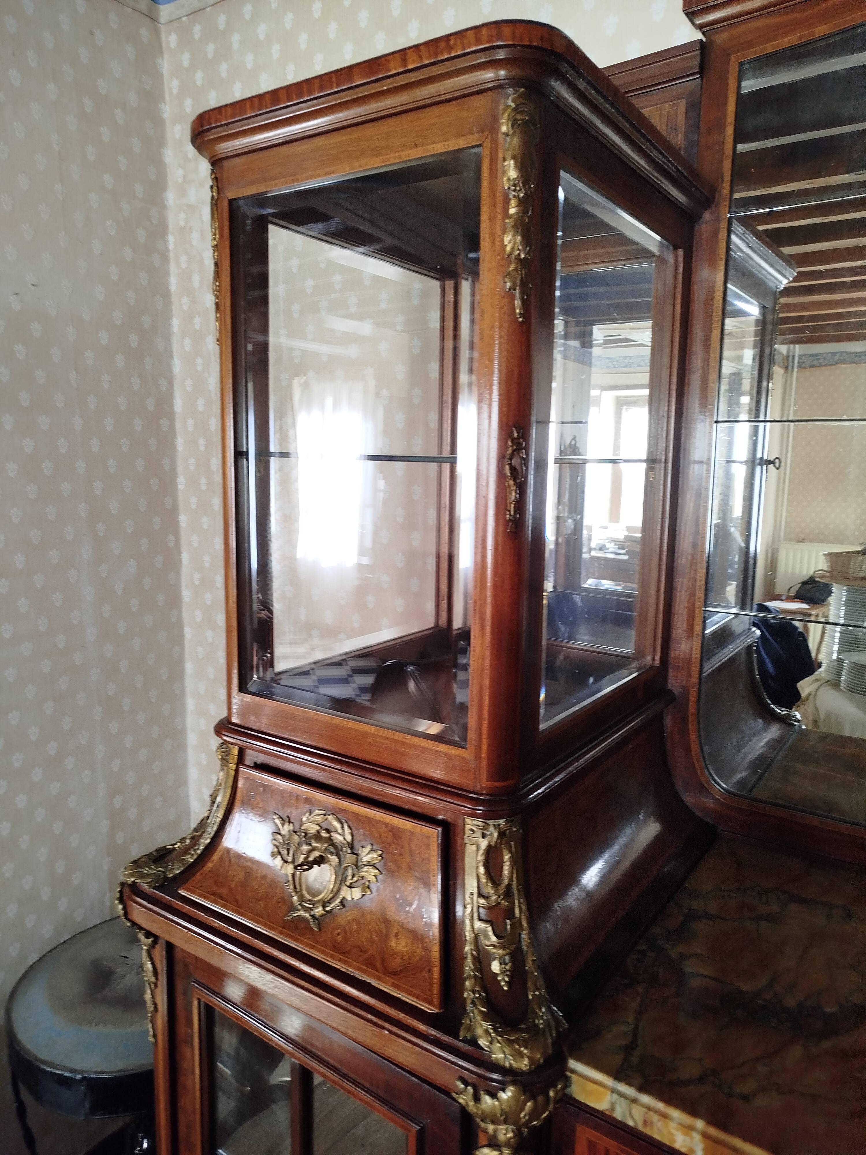 Buffet style Napoleon III