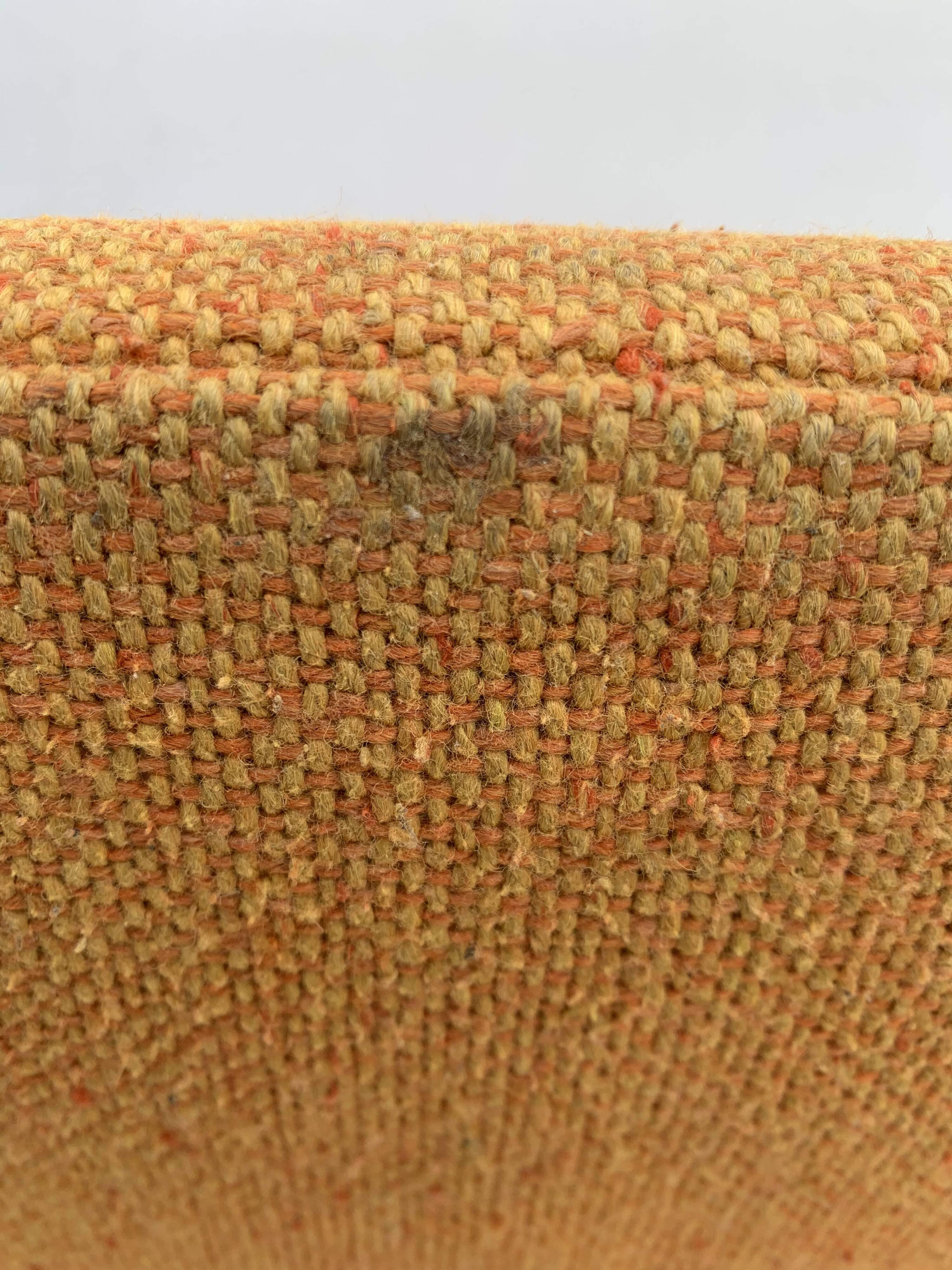 1980 Strafor desk chair adjustable, swivel and on wheels