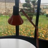 Architect's lamp in burgundy red metal, adjustable and articulated vintage