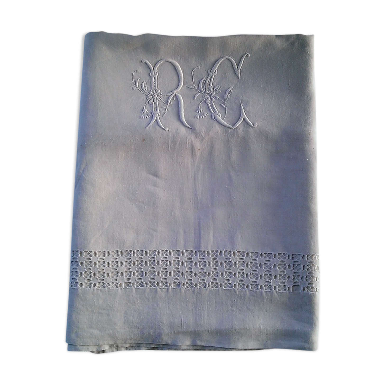 Large sheet 2places embroidered linen R C broad day
