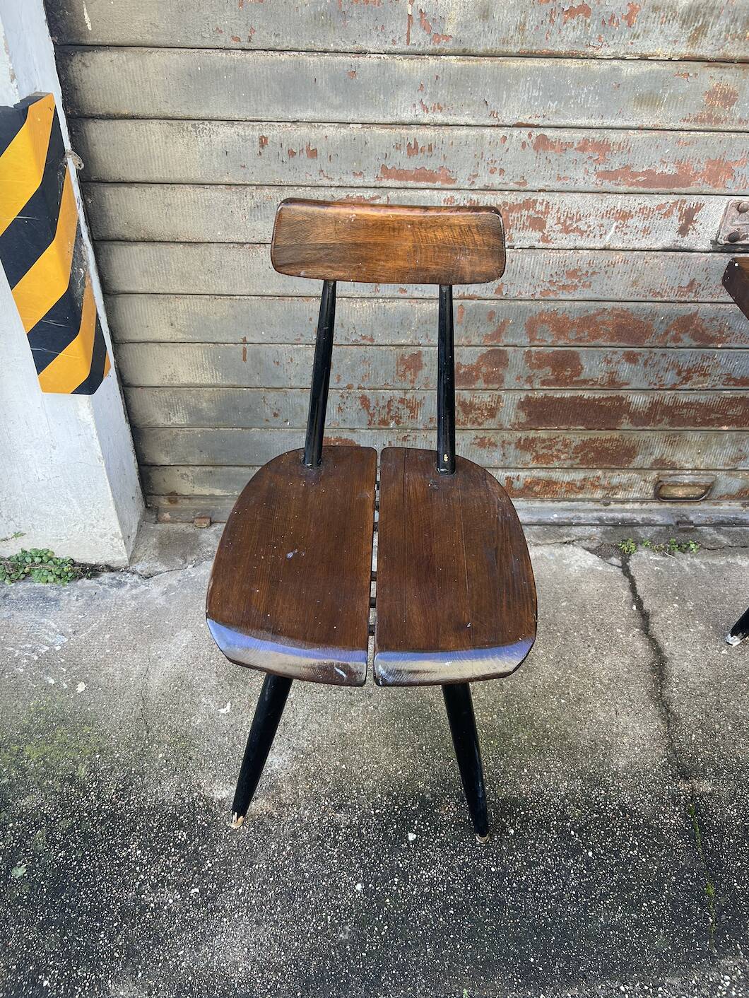 Set of table and chairs by Ilmari Tapiovaara Pirkaa.
