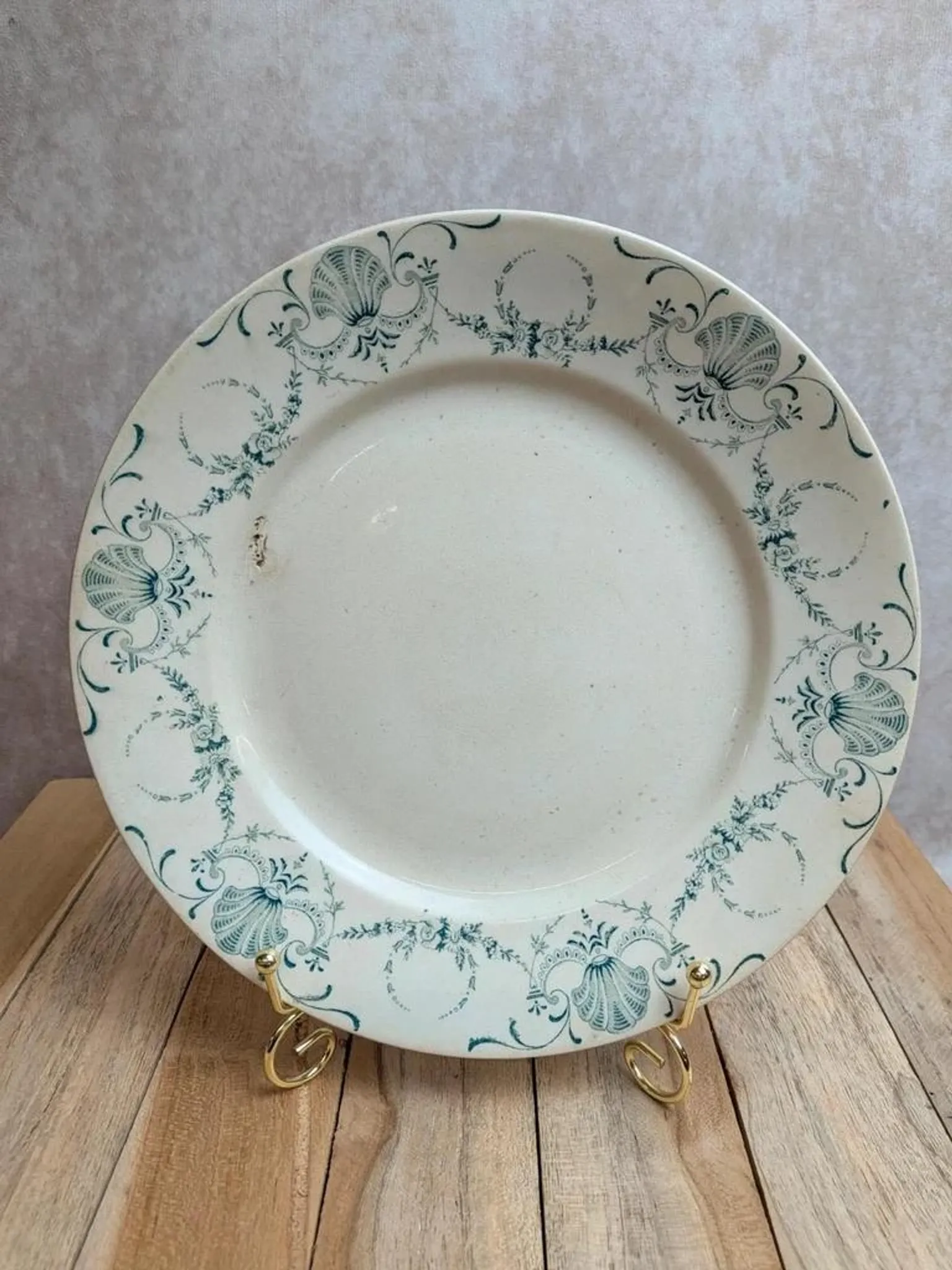 Flat plate made of ironstone Lunéville – Garland model – Antique