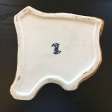 Vase of 2 doves in slip