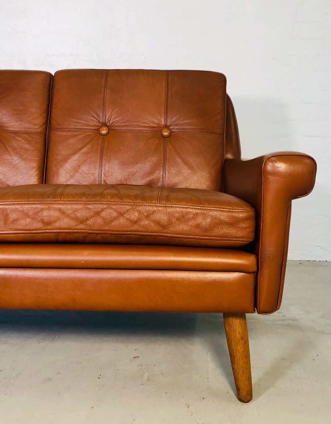 Canapé Svend Skipper vintage danois des années 60 en cuir cognac pour 3 personnes.