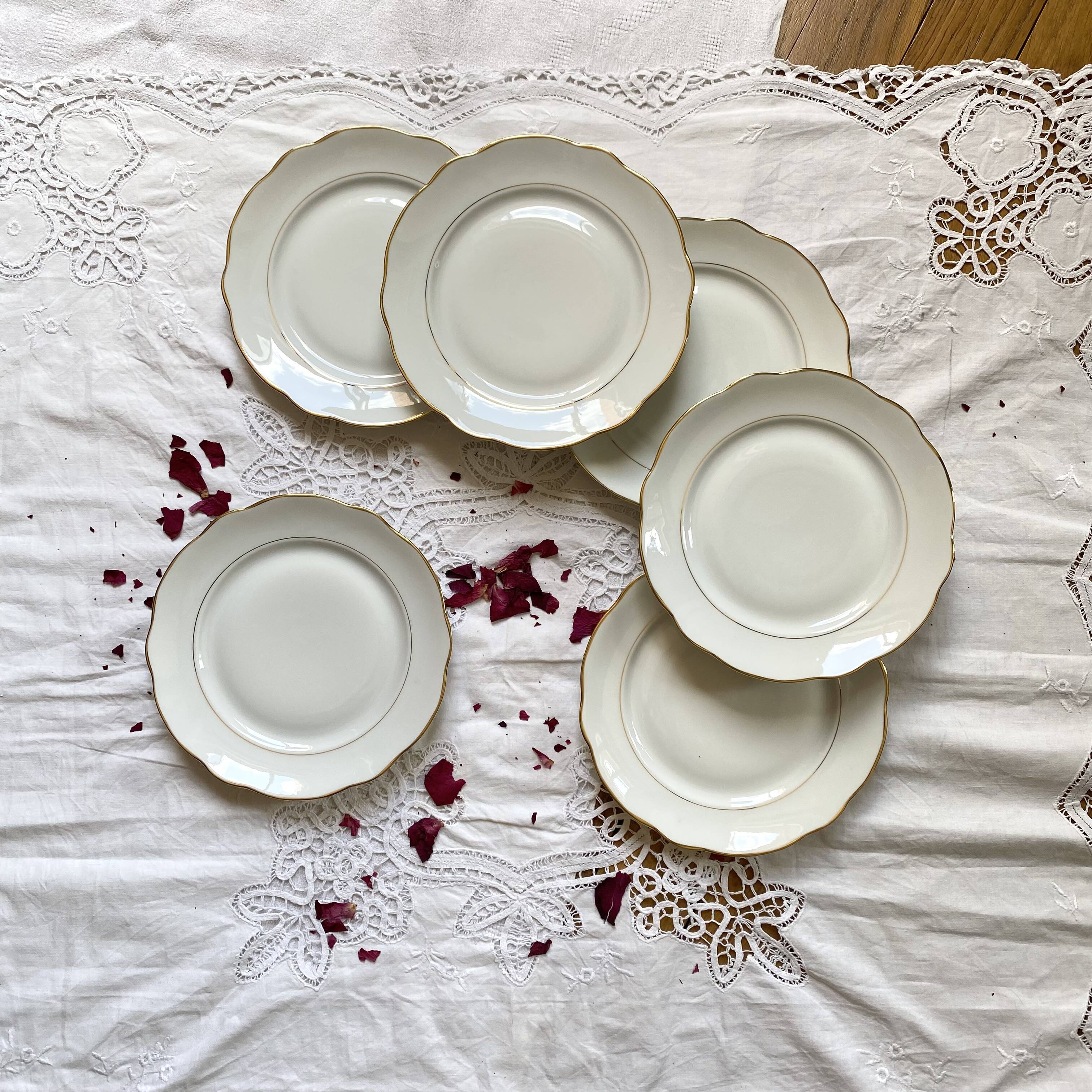 Set of 6 antique dessert plates with gilding, Sologne porcelain