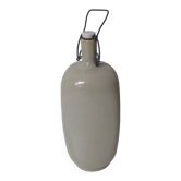 Ancienne bouteille en grès