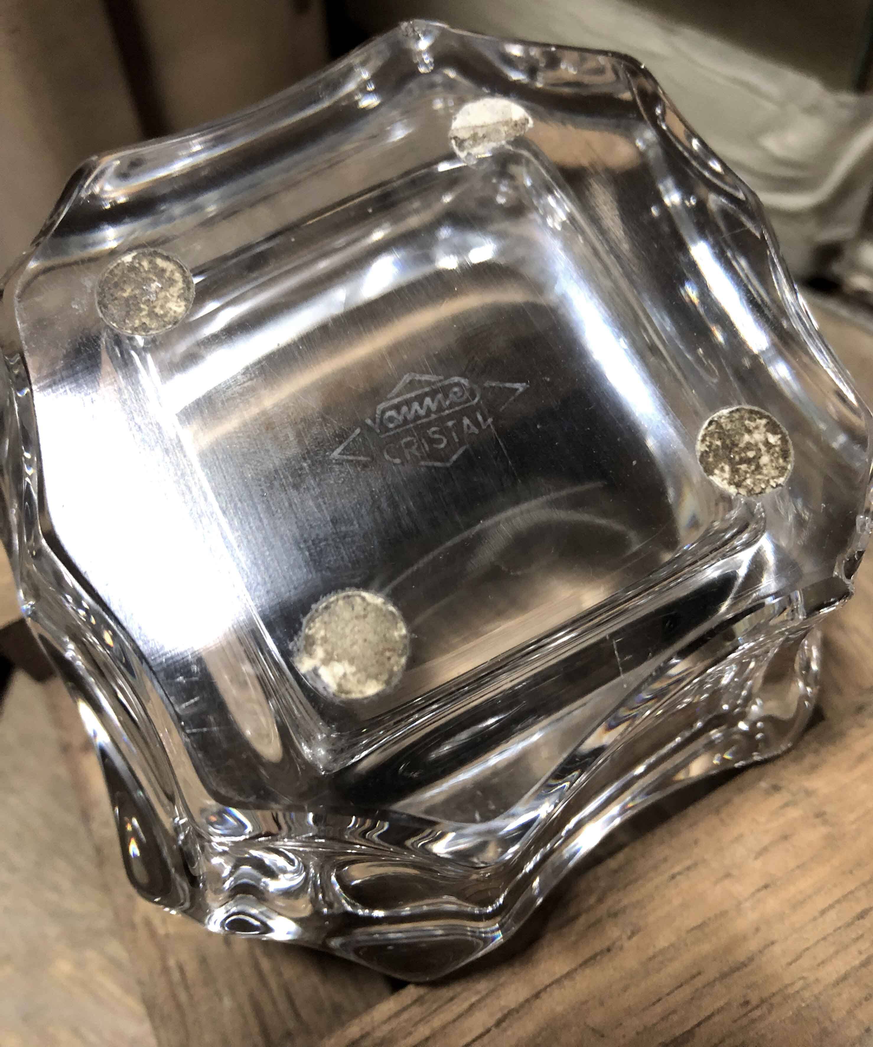 Vannes crystal ashtray