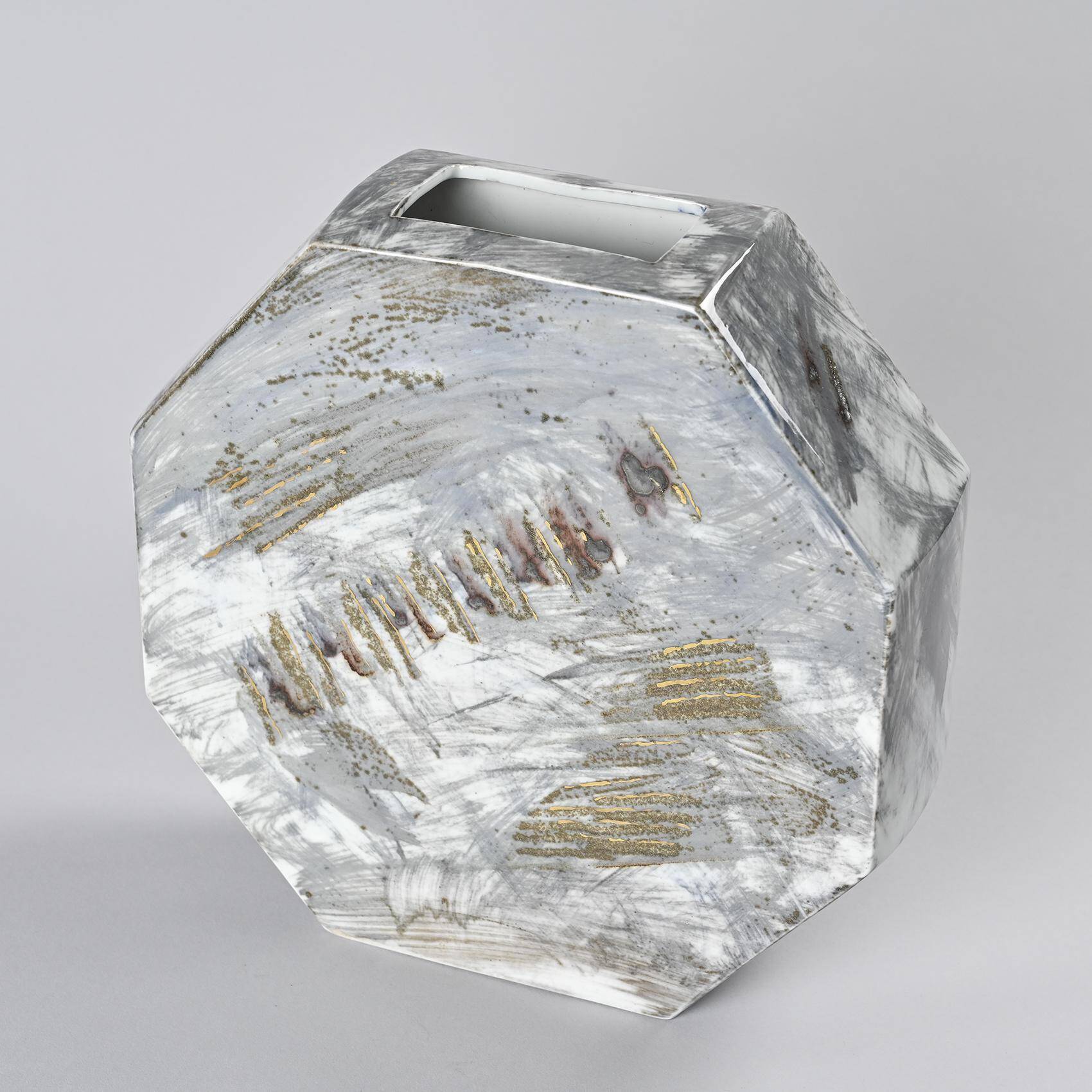 Vase en porcelaine peint, atelier de La Borne, France, vers 1990