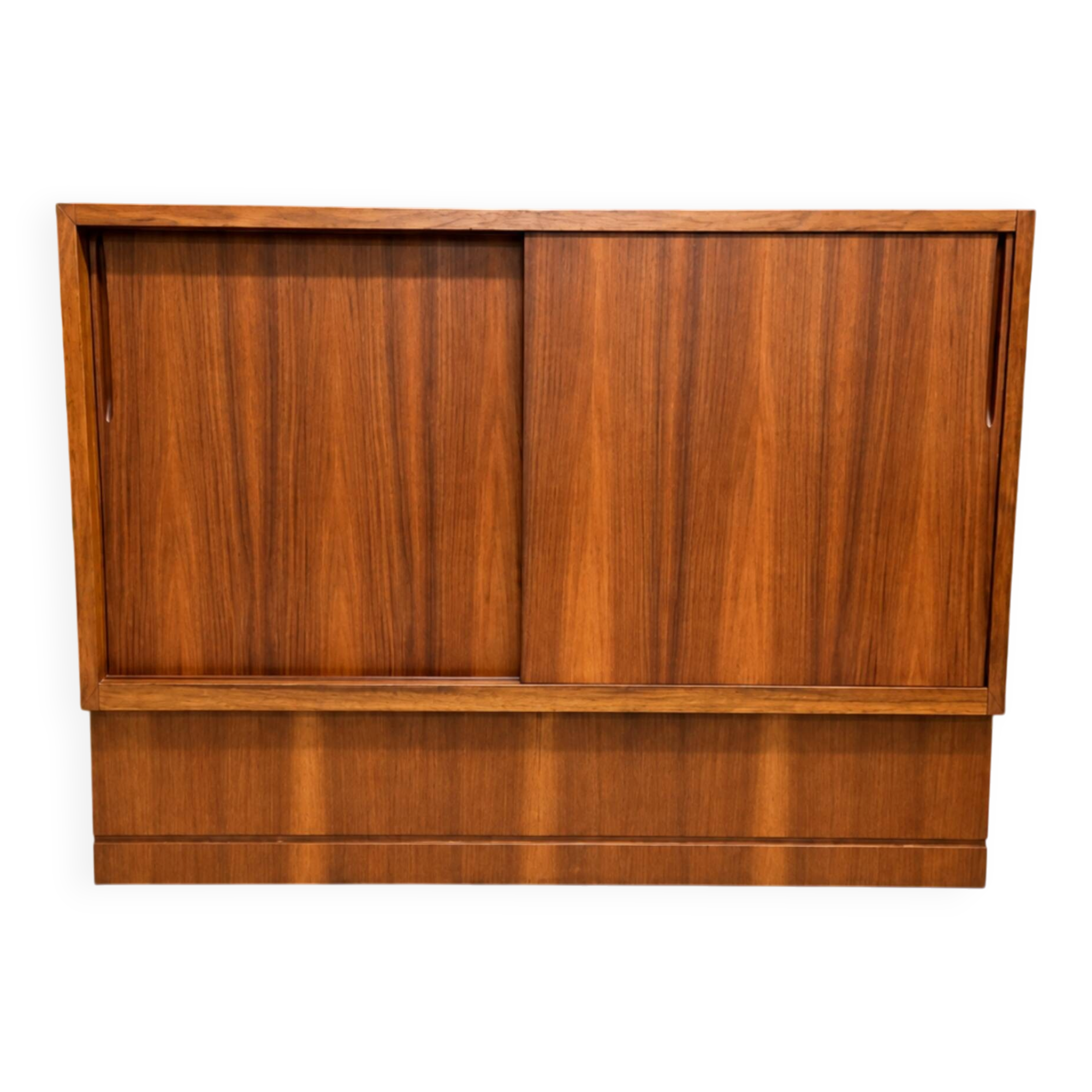 "1960s German vintage enfilade" "Walnut veneer"