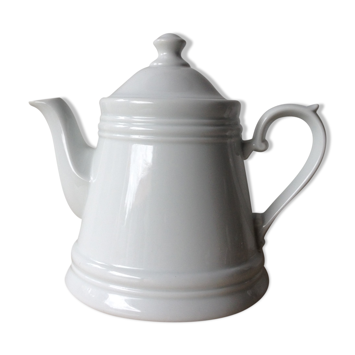 Teapot white earthenware -West Germany