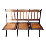 Banc de cinéma en bois pliable vintage.