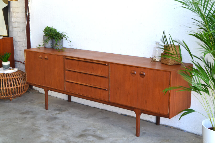 Enfilade by McIntosh in teak * 213cm