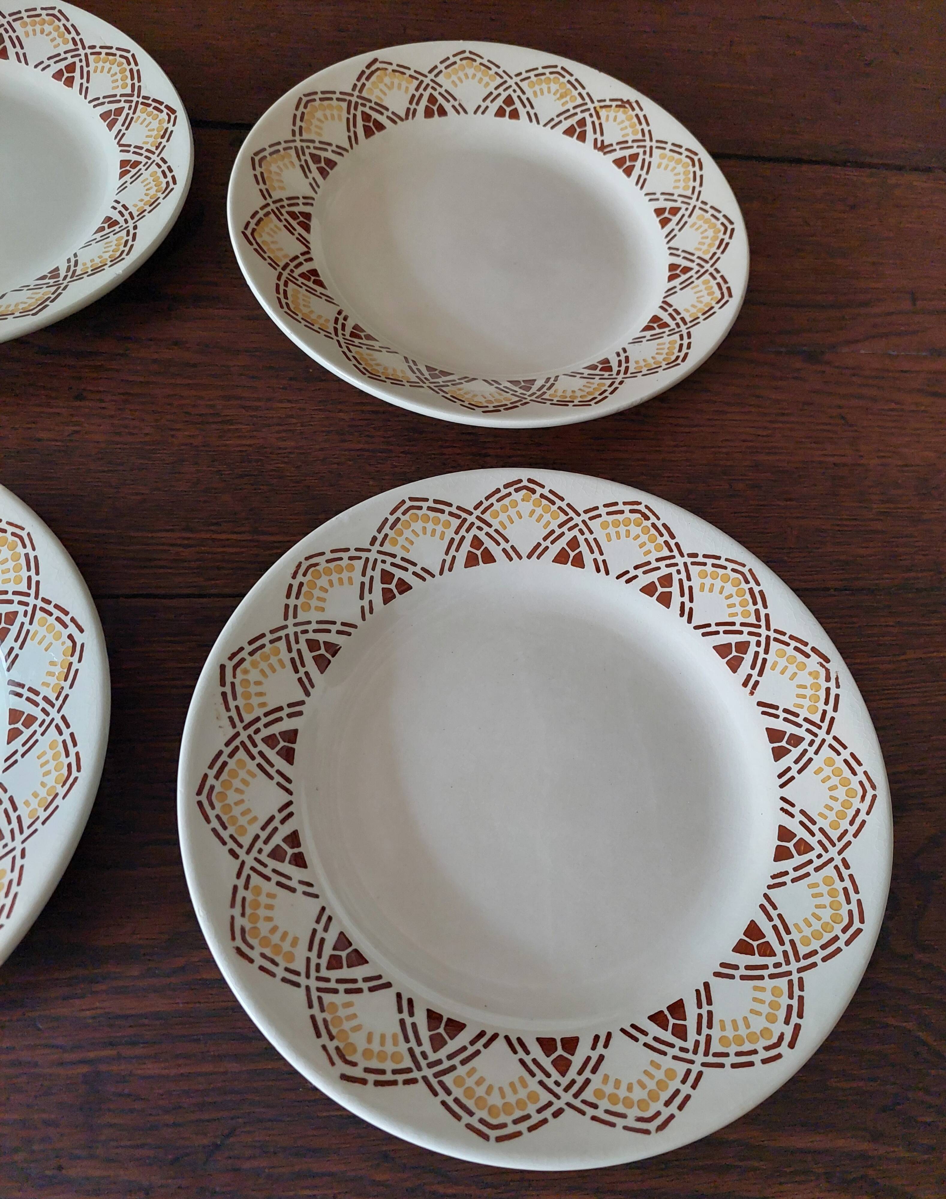 Flat plates set of six HBC Choisy le Roi Elianne decor