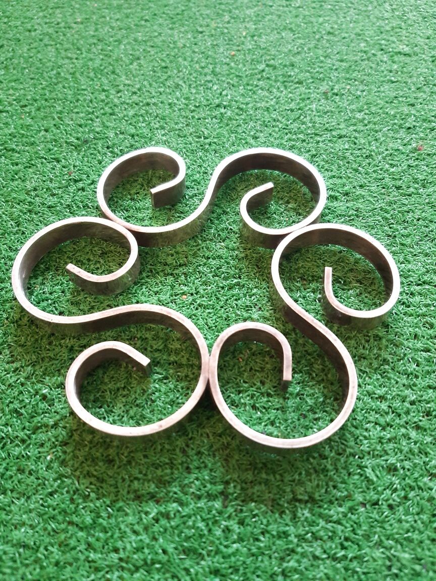 Christofle flat bottom pair