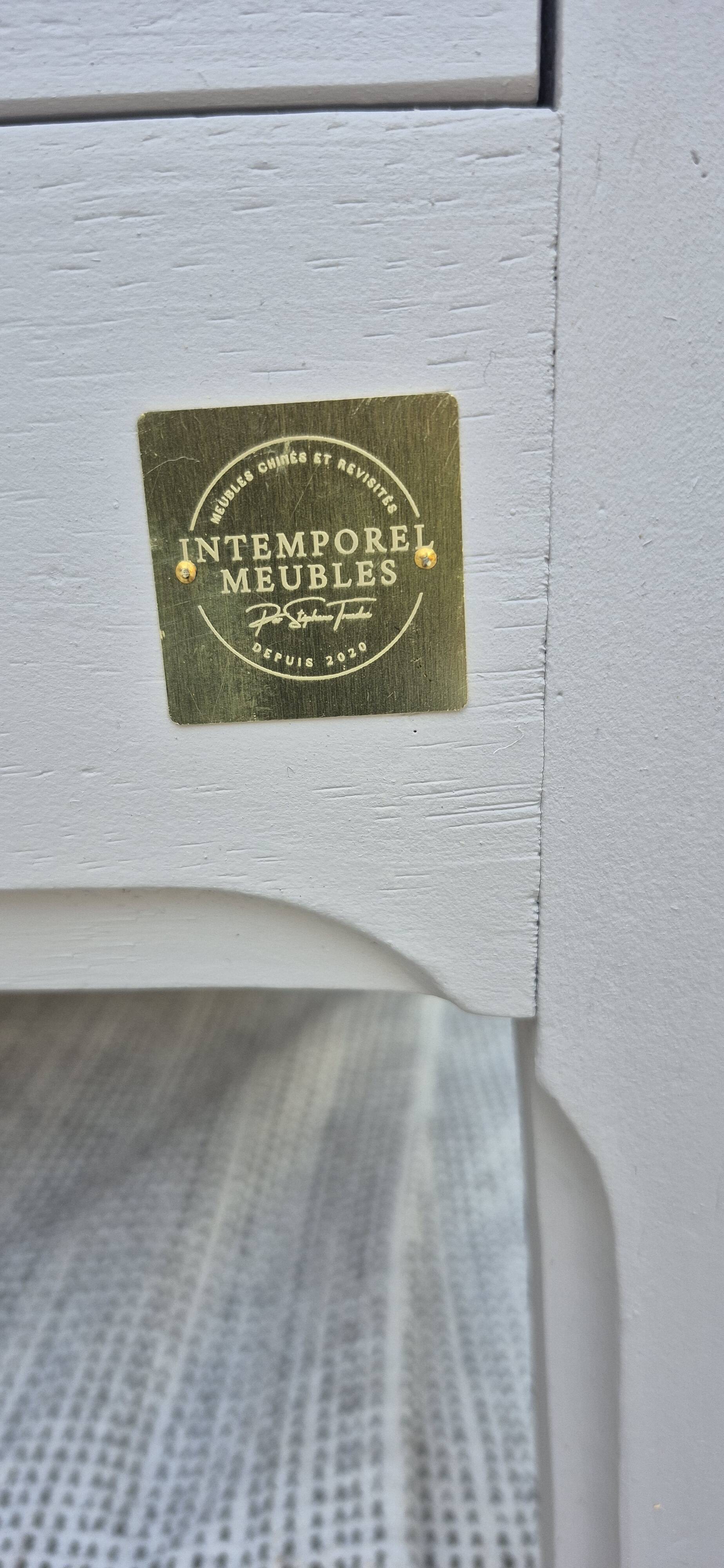 Armoire Parisienne d'hôtel